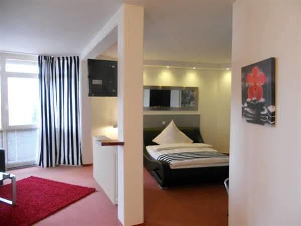 Turmhotel Rhein-Main Dreieich Eksteriør bilde