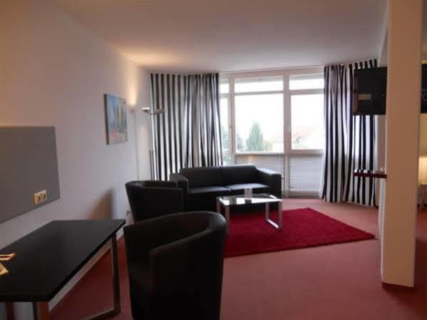 Turmhotel Rhein-Main Dreieich Eksteriør bilde